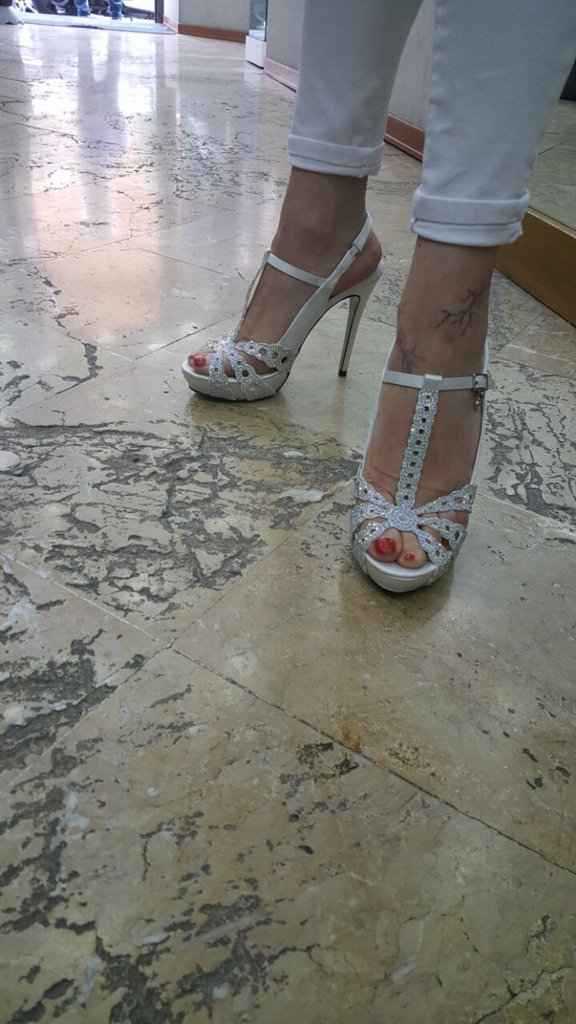 Sposine ho trovato le mie scarpe cosa ve ne pare? - 2