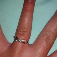 E ora mostraci una foto del tuo anello di fidanzamento! - 1