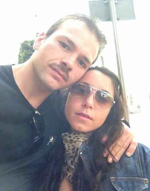 Sondaggio :) chi è il "bello"della coppia?  - 1