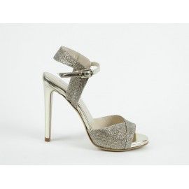 Ma solo a me non piacciono le scarpe con plateau!? - 1
