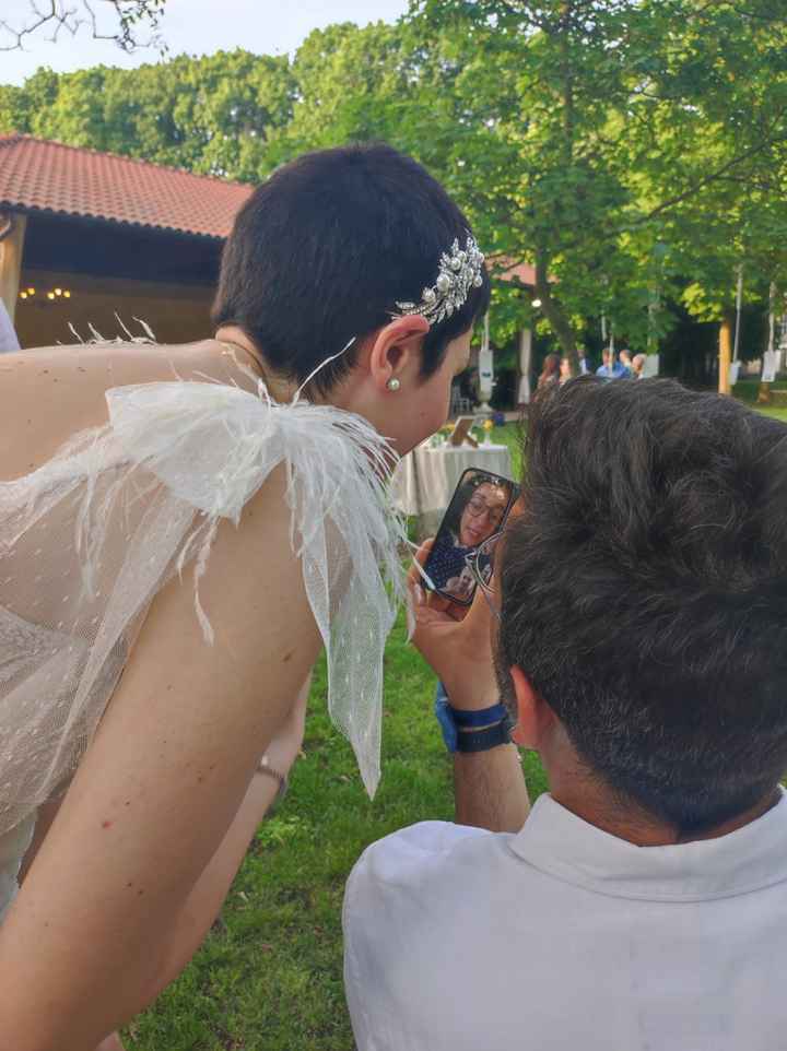 Acconciatura con capelli corti - 2