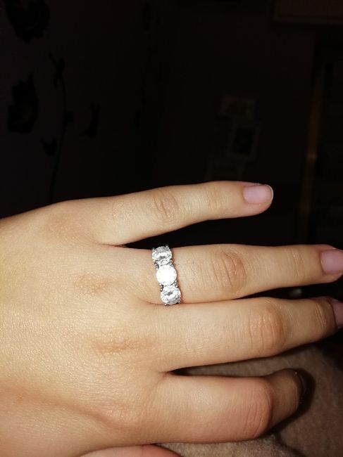 Anello di fidanzamento 1