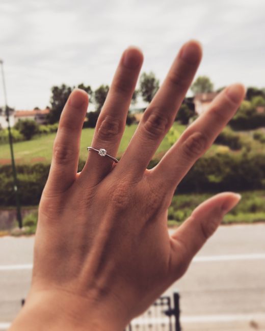 I vostri anelli di fidanzamento: vogliamo vederli! 13