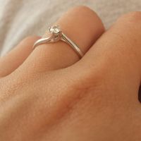 Il vostro anello di fidanzamento... - 1