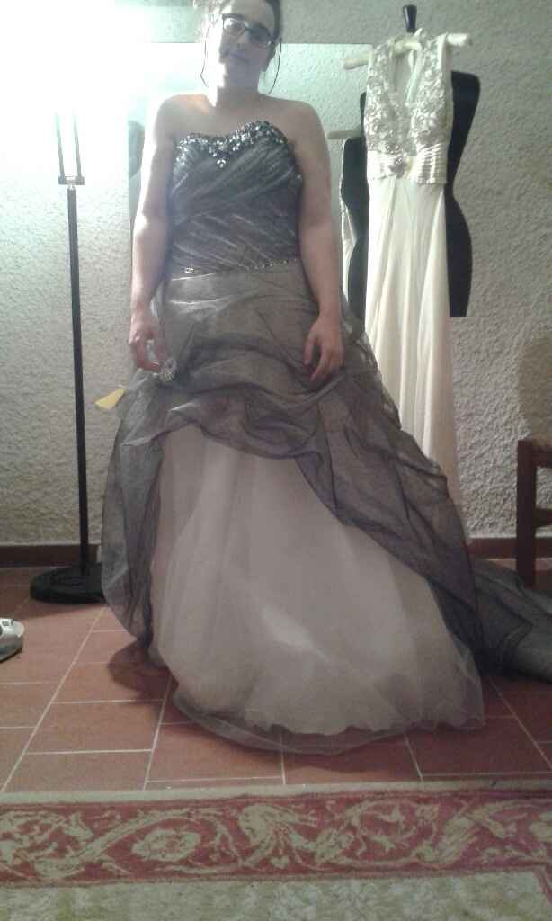Abito bianco o colorato?? - 1