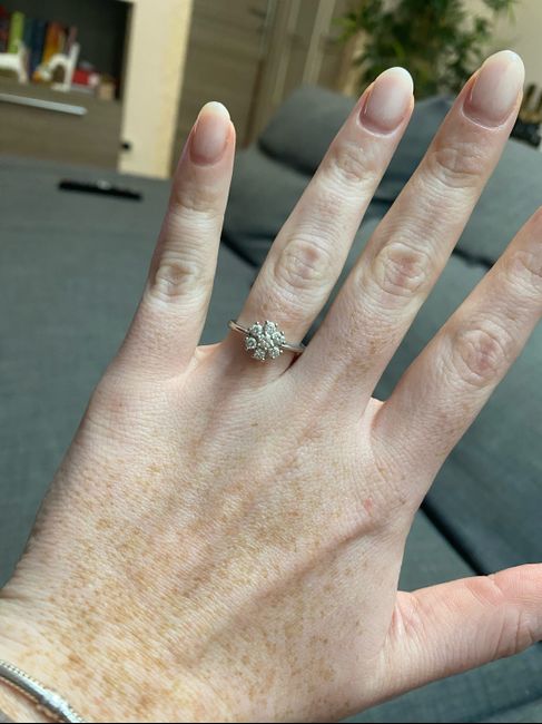 Come è il vostro anello di fidanzamento?? 27