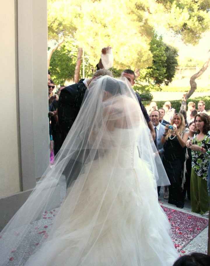 uscita dalla chiesa!