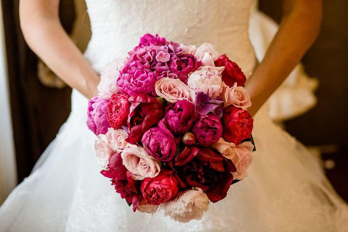 Il tuo bouquet nuziale: fiori bianchi o colorati? / Your Bridal Bouquet: Color or White Blooms? - 2