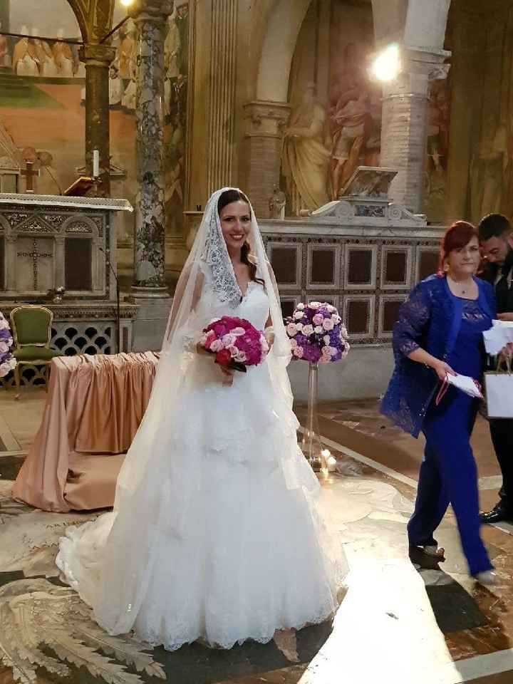 Il tuo bouquet nuziale: fiori bianchi o colorati? / Your Bridal Bouquet: Color or White Blooms? - 1