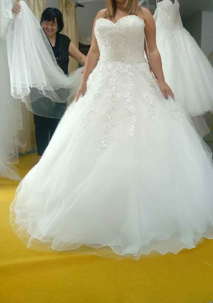 Cosa ne pensate di questo abito?? - 1