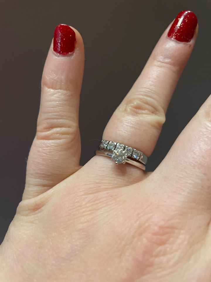 Come è il vostro anello di fidanzamento?? - 1