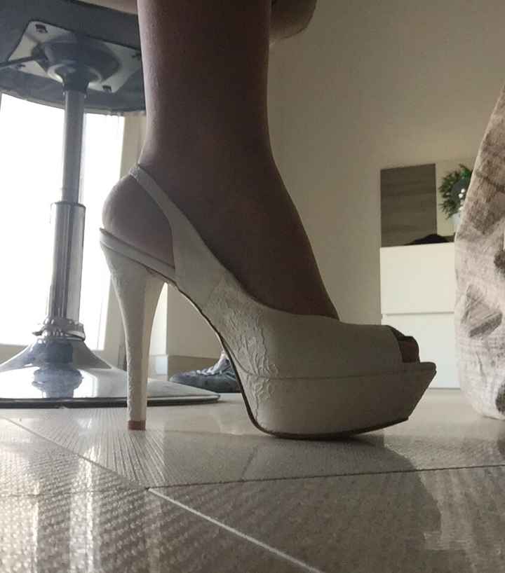 Le mie scarpe (indossate) - 2