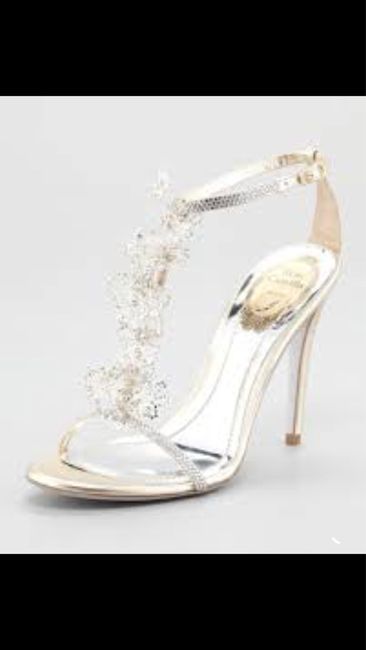 Ma secondo voi queste scarpe ... - 2