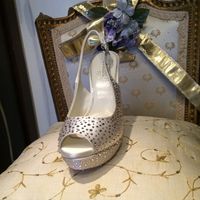 E scarpe furono  - 2