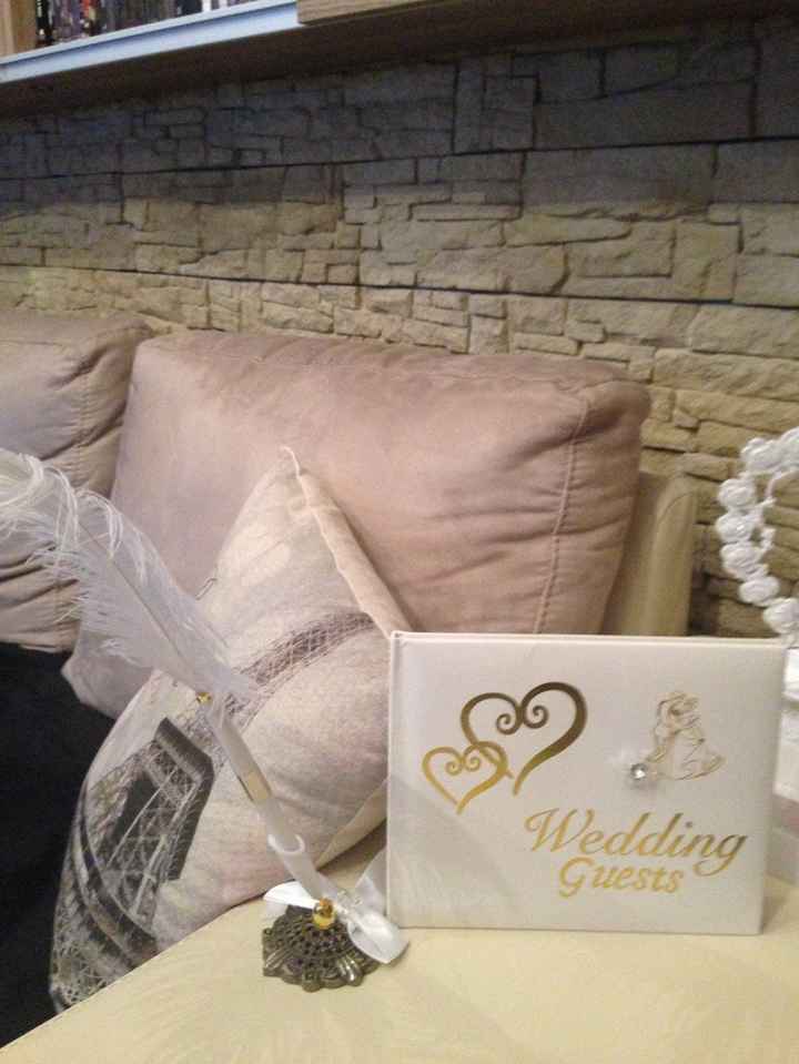 Guestbook + penna Disney