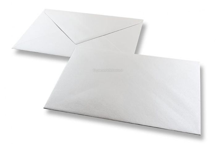 Come si scrivono i nomi degli invitati sulla busta partecipazioni 1