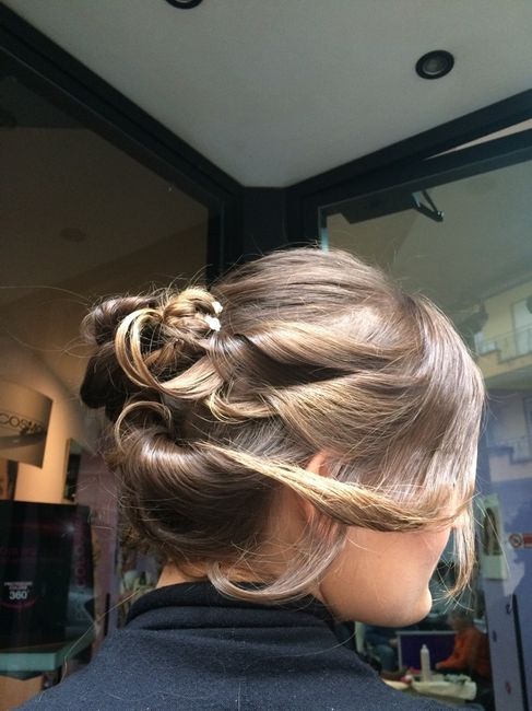 Trucco e acconciatura .. che ne pensate?! - 3