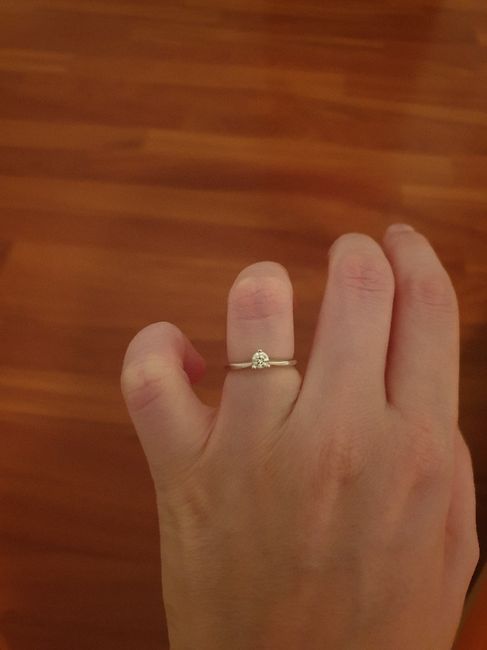 E ora mostraci una foto del tuo anello di fidanzamento! 10