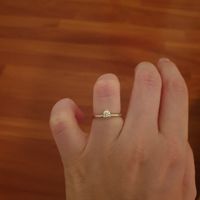 E ora mostraci una foto del tuo anello di fidanzamento! - 1