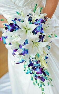 Bouquet sposa bianco-blu 7