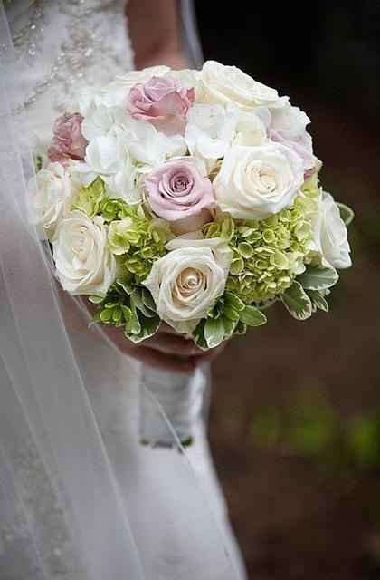bouquet rosa e bianco