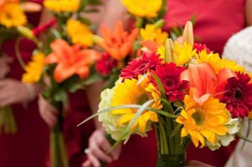 matrimonio rosso giallo arancio