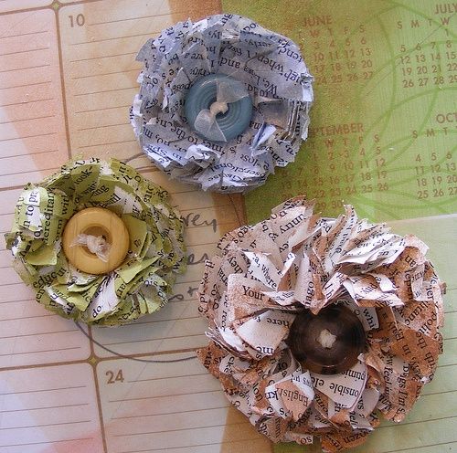fiori con carta di giornale