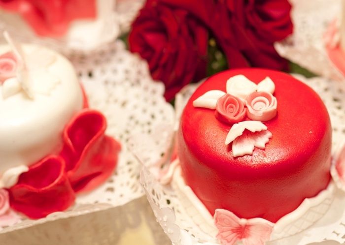 mini wedding cake rosso