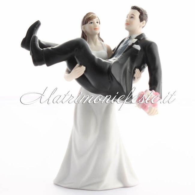 cake topper sposo in braccio alla sposa