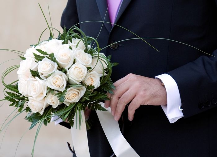 particolare camicia con gemelli