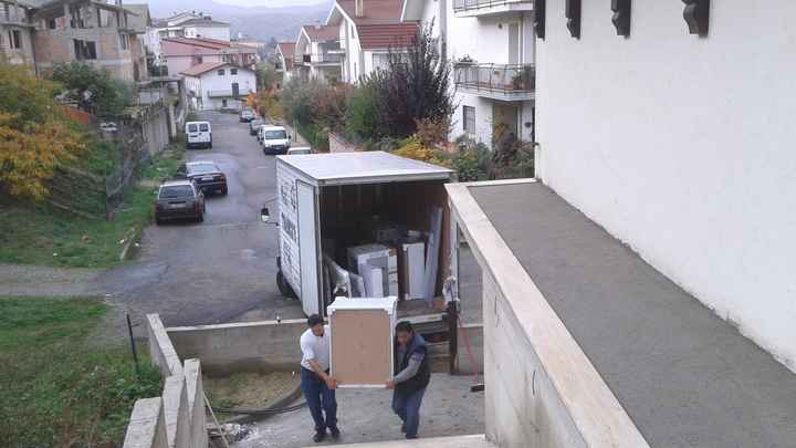 Arrivano i mobili...