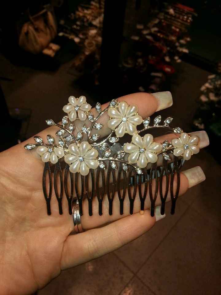 Fermaglio per capelli - 1