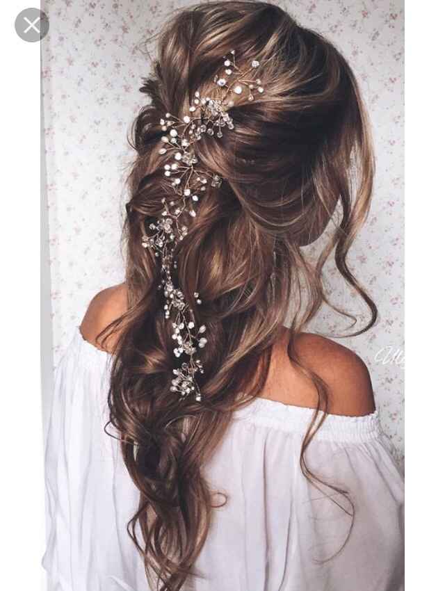 Acconciatura capelli lunghi raccolti di lato 😍 - 1