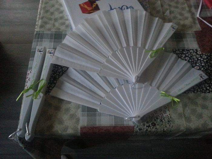 Idee per decorare questi ventagli - 2