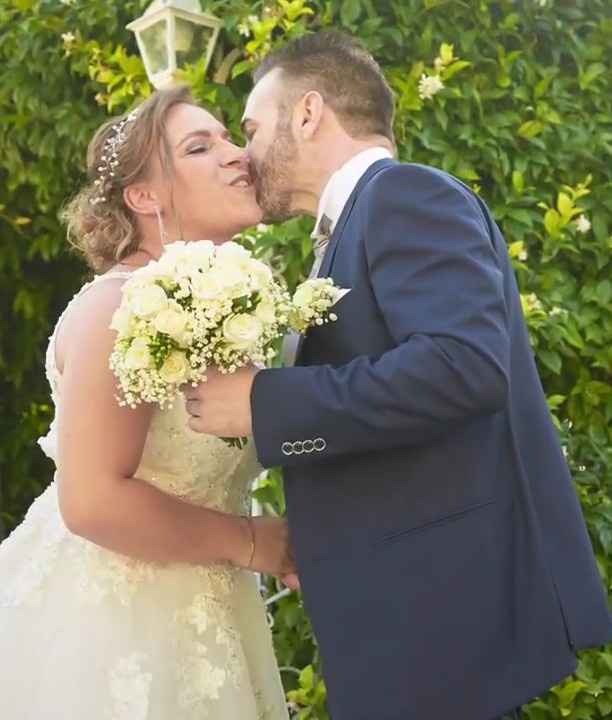 Neo-sposine.. usciamo le foto con i nostri mariti!! 👰🏻🤵🏻 - 2