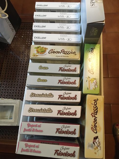 Bomboniere e confetti (alcuni kg) - 2