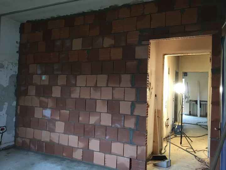 E anche il muro c'è - 1