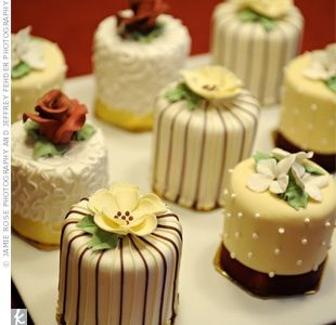 Mini Wedding Cake