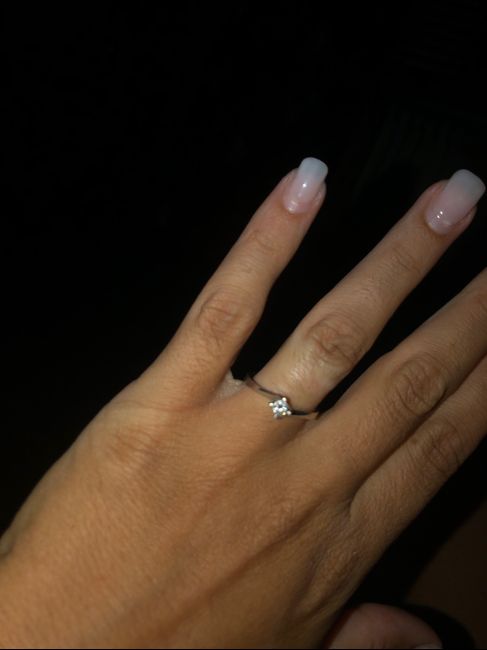 E ora mostraci una foto del tuo anello di fidanzamento! 11