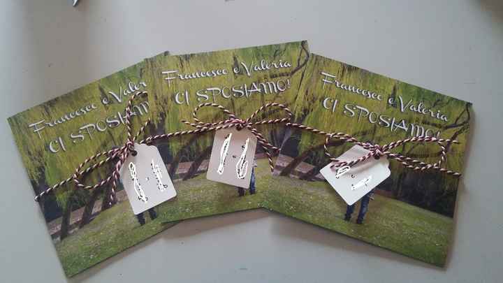 Partecipazione fronte finita (con cordino e tag con nomi invitati)