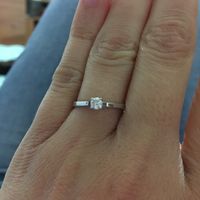 Ecco l' anello di fidanzamento - 1