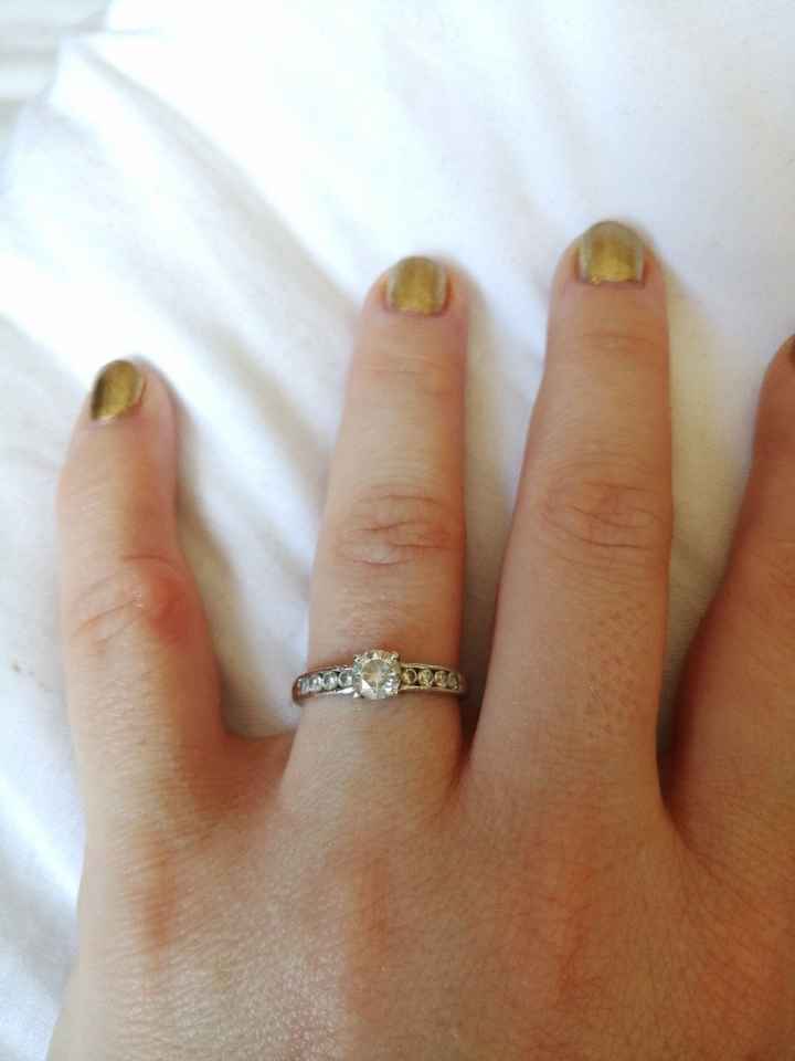 E ora mostraci una foto del tuo anello di fidanzamento! - 2