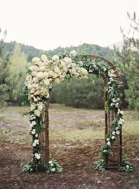 Portale sposa con rose