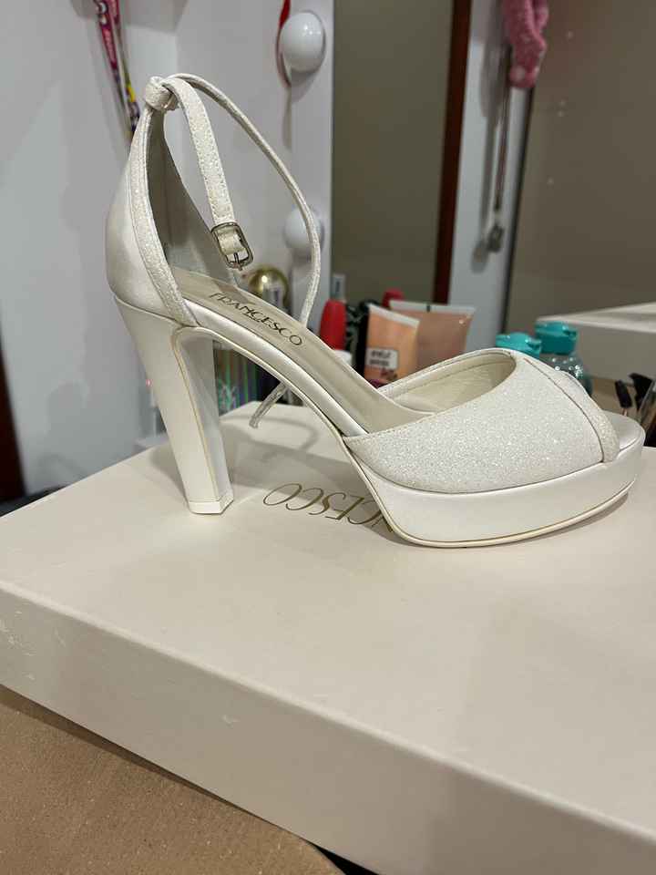 Quali scarpe sono belle e comode per il giorno del matrimonio?👠 - 1