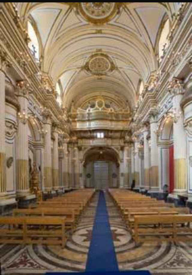 La chiesa dove mi sposerò - 1