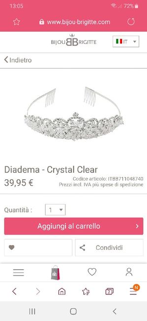 Tiara si o tiara No??? Che ne pensate del velo a cascata e quando verrà alzato ci sarà ai capelli una luccicosa ma delicata tiara ?? 3