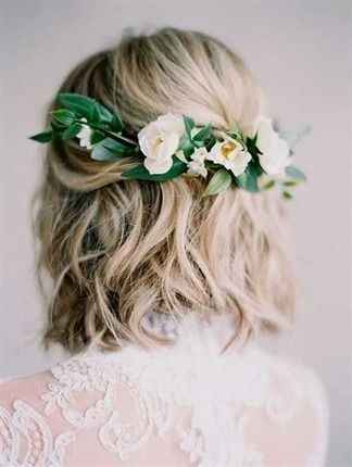 Acconciatura capelli media lunghezza - 5