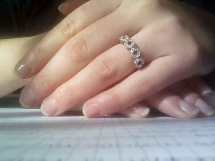 Ecco il mio anello di fidanzamento! Proposta fatta a Finalborgo una sera d'estate! 