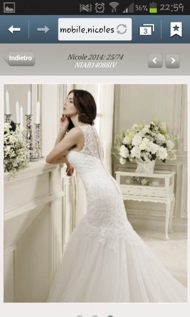 Il pizzo dell'abito da sposa come un tatuaggio. - 3