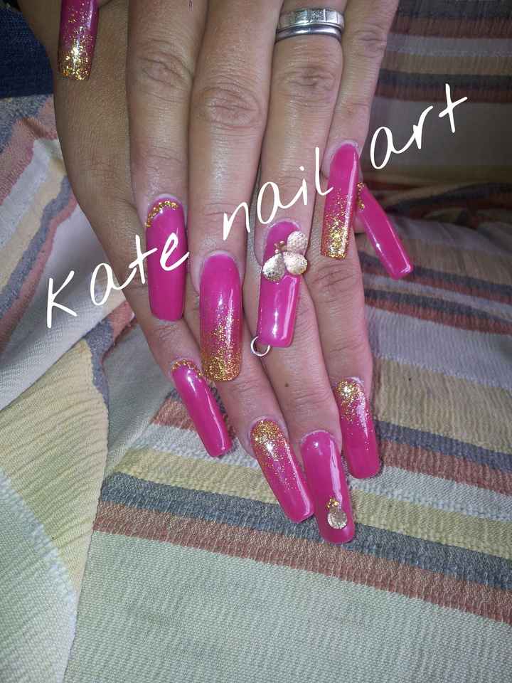 Appassionata di unghie  - 1